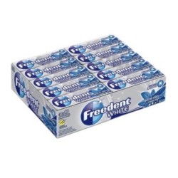 30 Etuis Freedent White...