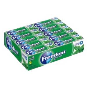 30 Etuis Freedent Chewing Gum Chlorophylle | Milleproduits.com : vos bonbons et chewing-gums préférés à prix grossiste.